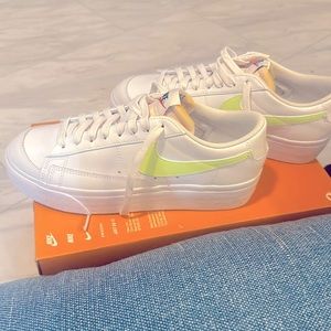 Nike white Blazer Low Platform size 8 women’s / 6.5 men’s